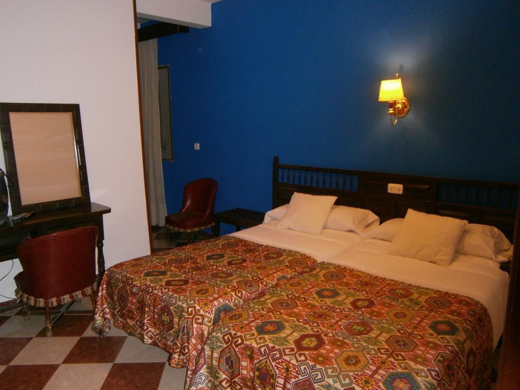 Hostal Residencia Avenida كوينكا المظهر الخارجي الصورة